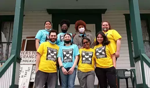 Volunteers Go “Into the Streets"